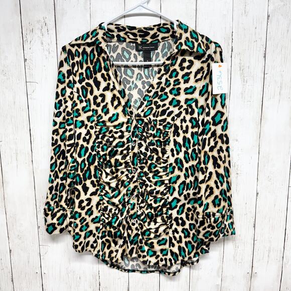 INC International Concepts Top Women Size Medium Cheetah Long Sleeve Button Down - Picture 1 of 6
